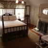 puddin-place-upstairs-master-bedroom